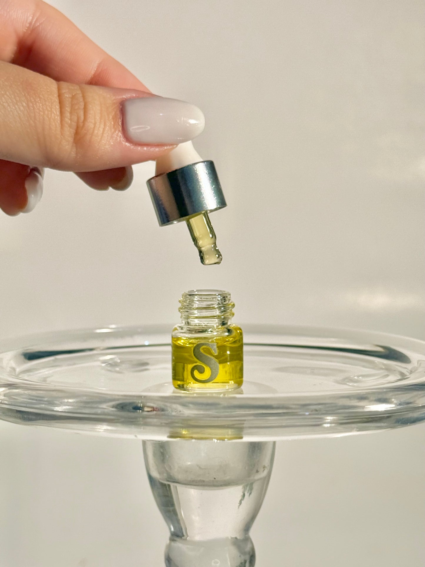 POCKET Size Nourishing Nail Oil